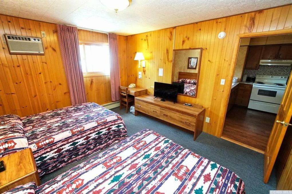Red Ranch Inn Катскилл Экстерьер фото