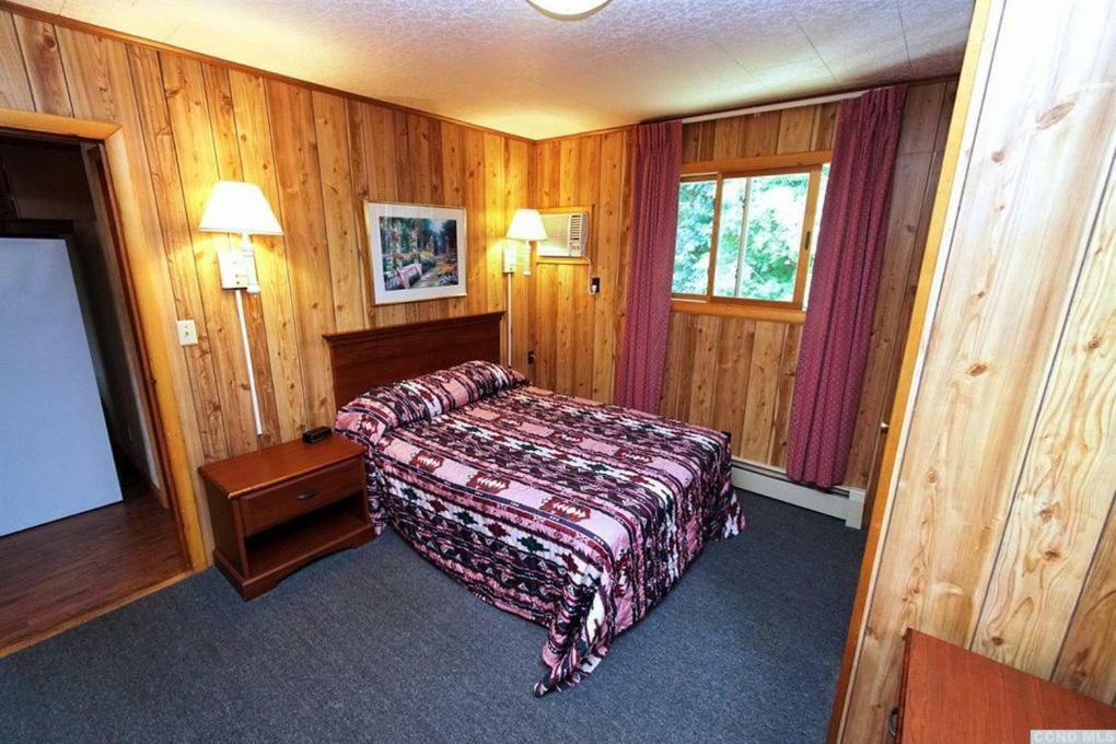 Red Ranch Inn Катскилл Экстерьер фото