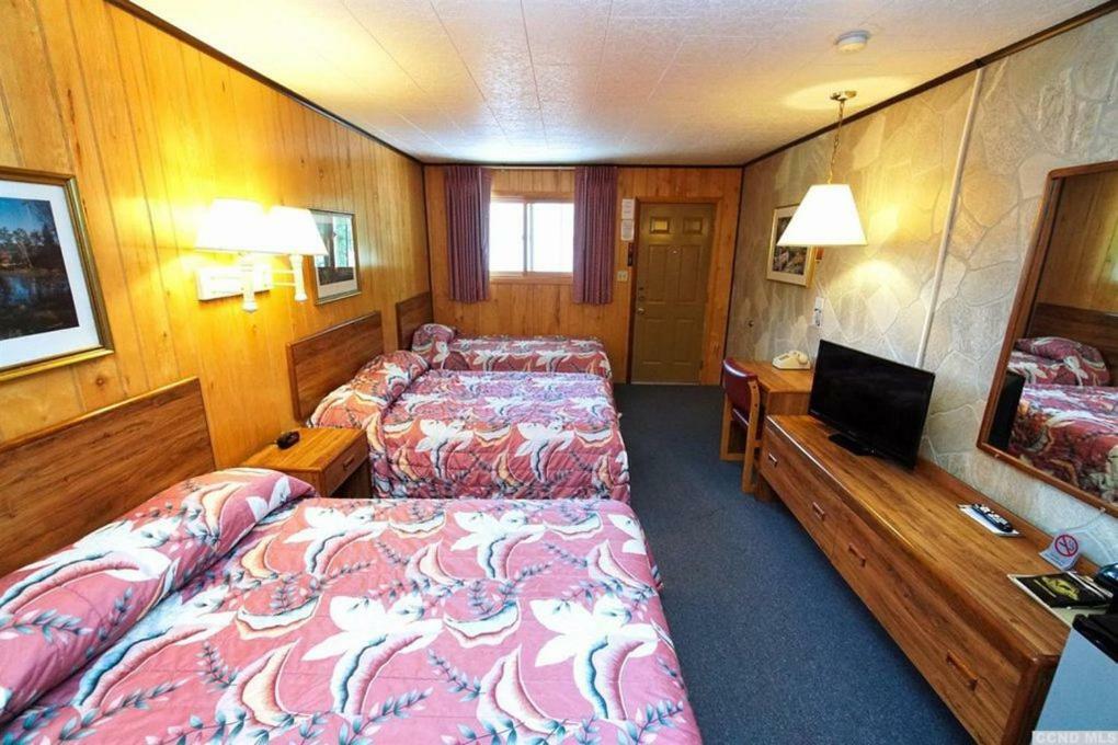 Red Ranch Inn Катскилл Экстерьер фото